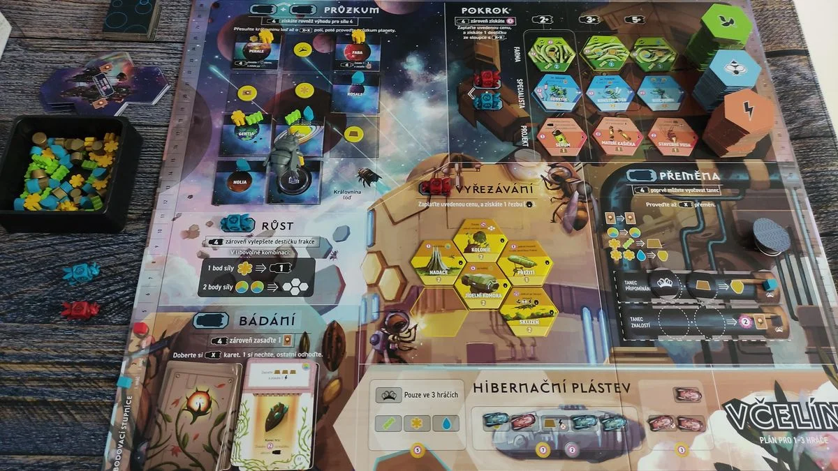 Desková hra Včelín